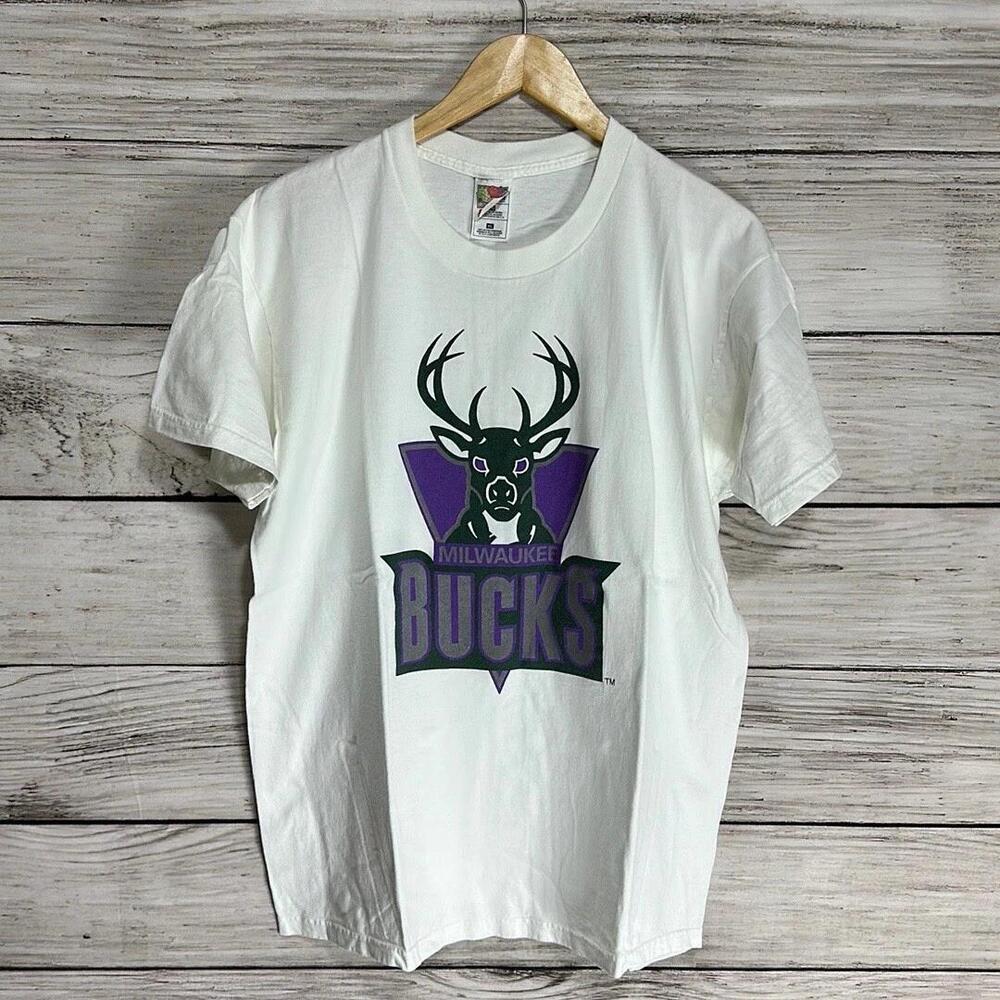 Milwaukee Bucks Logo Discover Bank Promo Fruit Of The Loom Heavy Tee Xl
